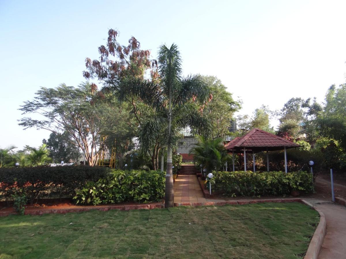 Exotic Valley Hotel Mahābaleshwar Eksteriør billede